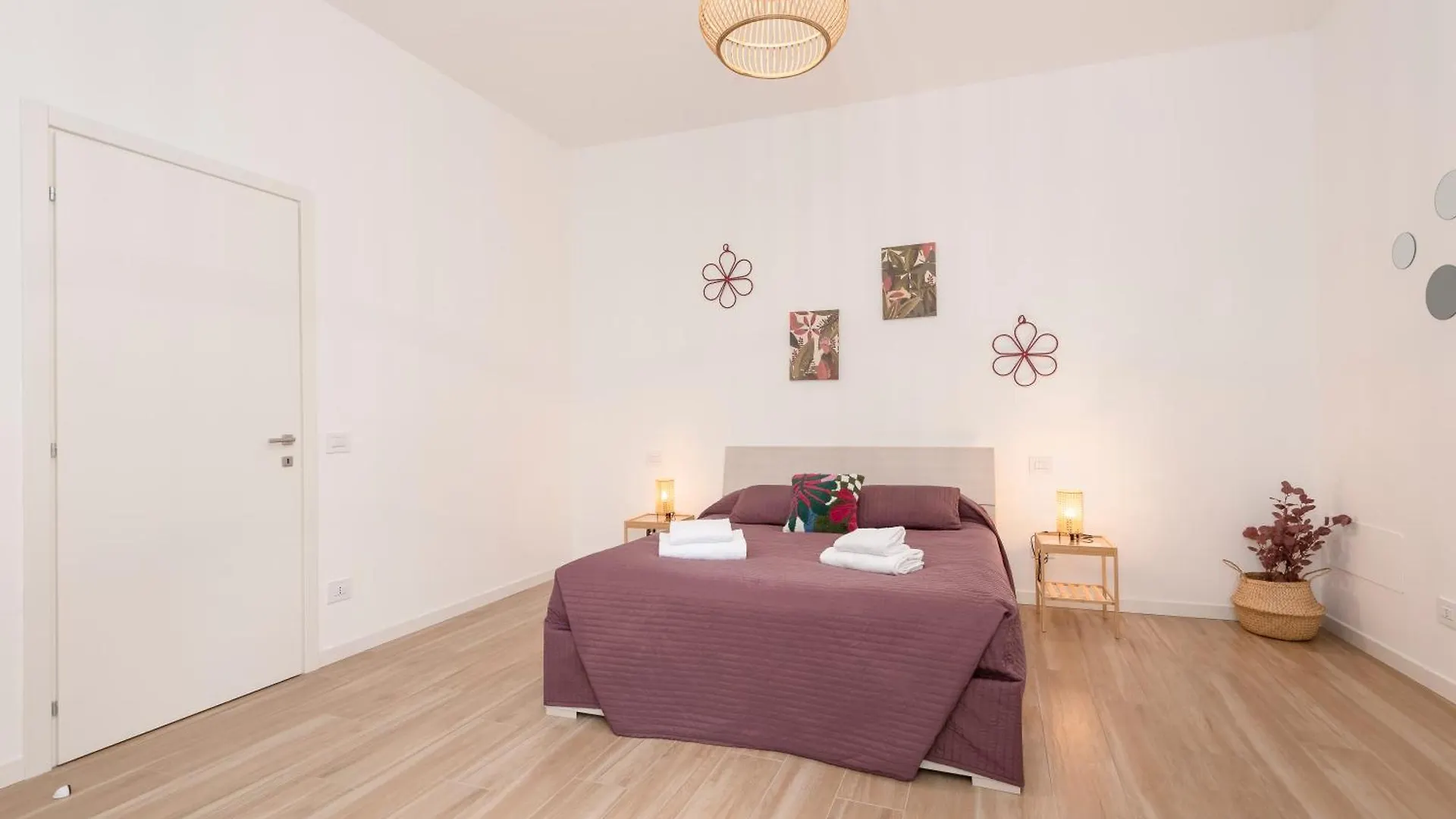 Tree Apartment Bg Bergamo 0*,